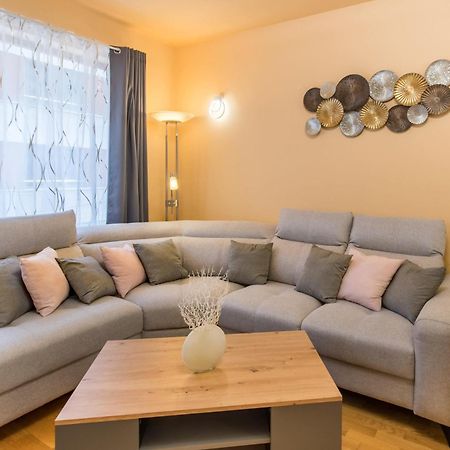 Very Central - Large - Balcony - Comfy Apartment Budapest Luaran gambar