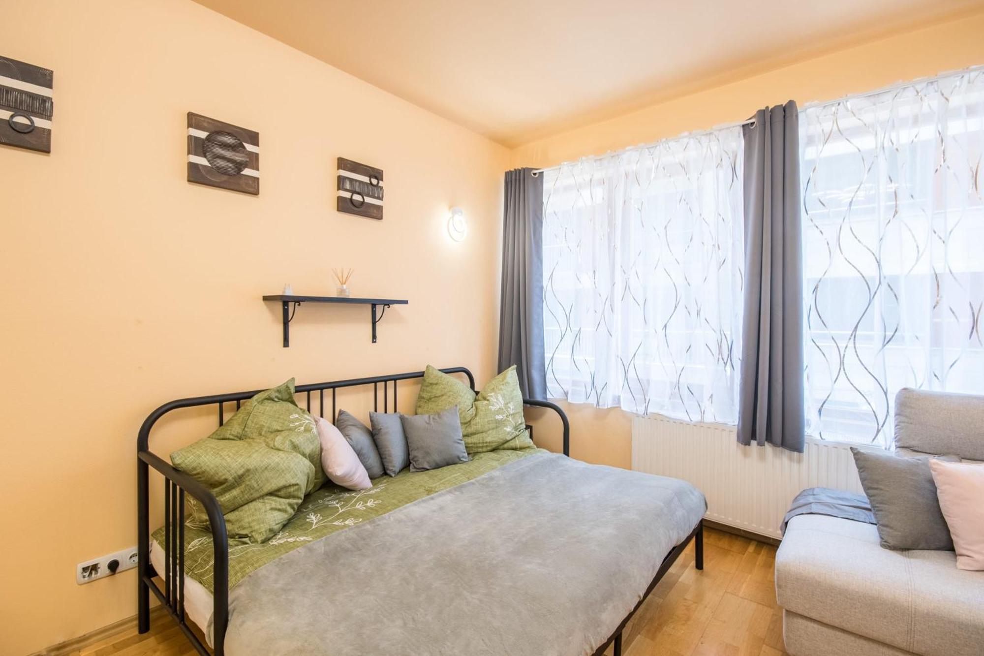Very Central - Large - Balcony - Comfy Apartment Budapest Luaran gambar