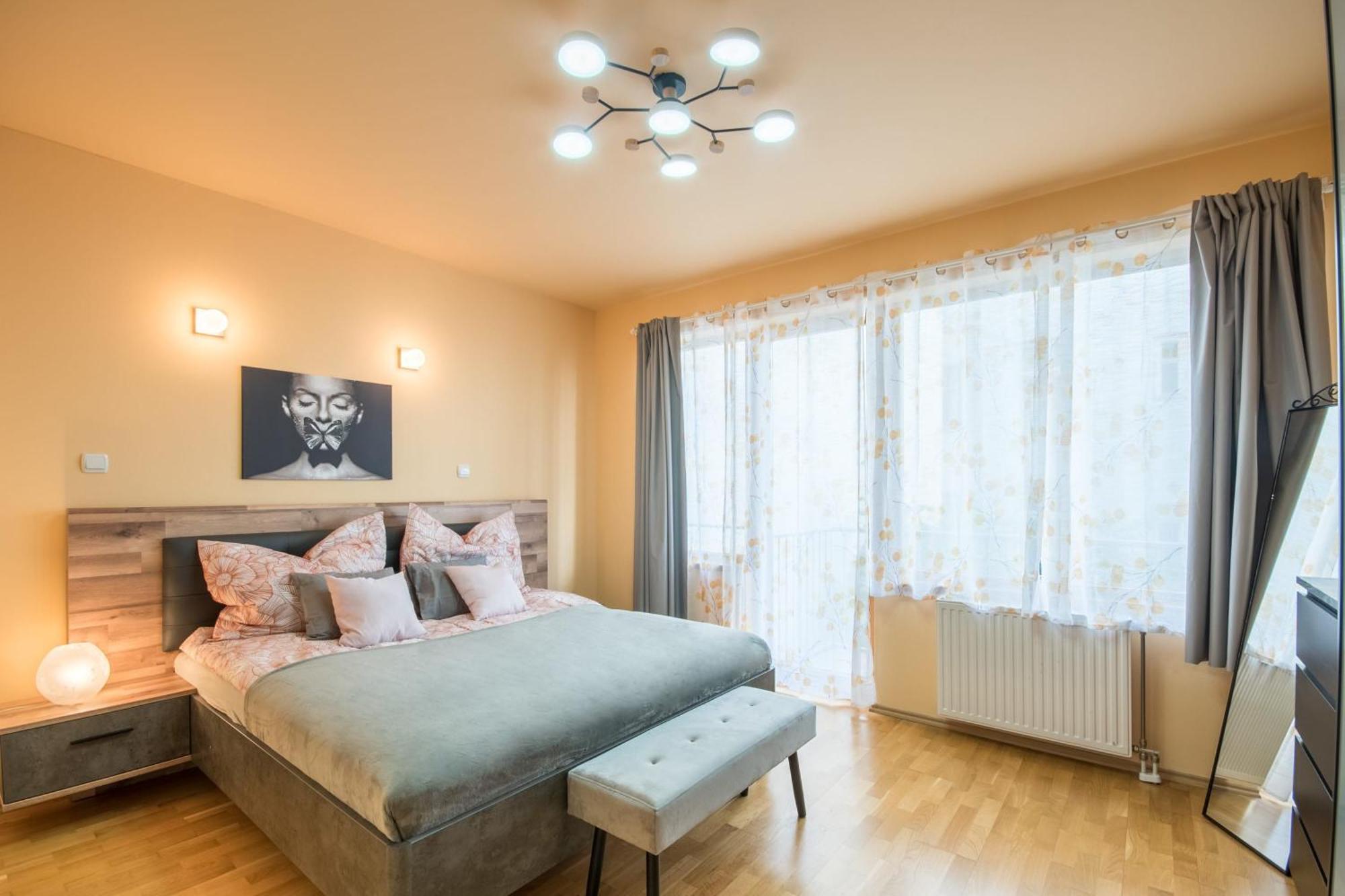 Very Central - Large - Balcony - Comfy Apartment Budapest Luaran gambar