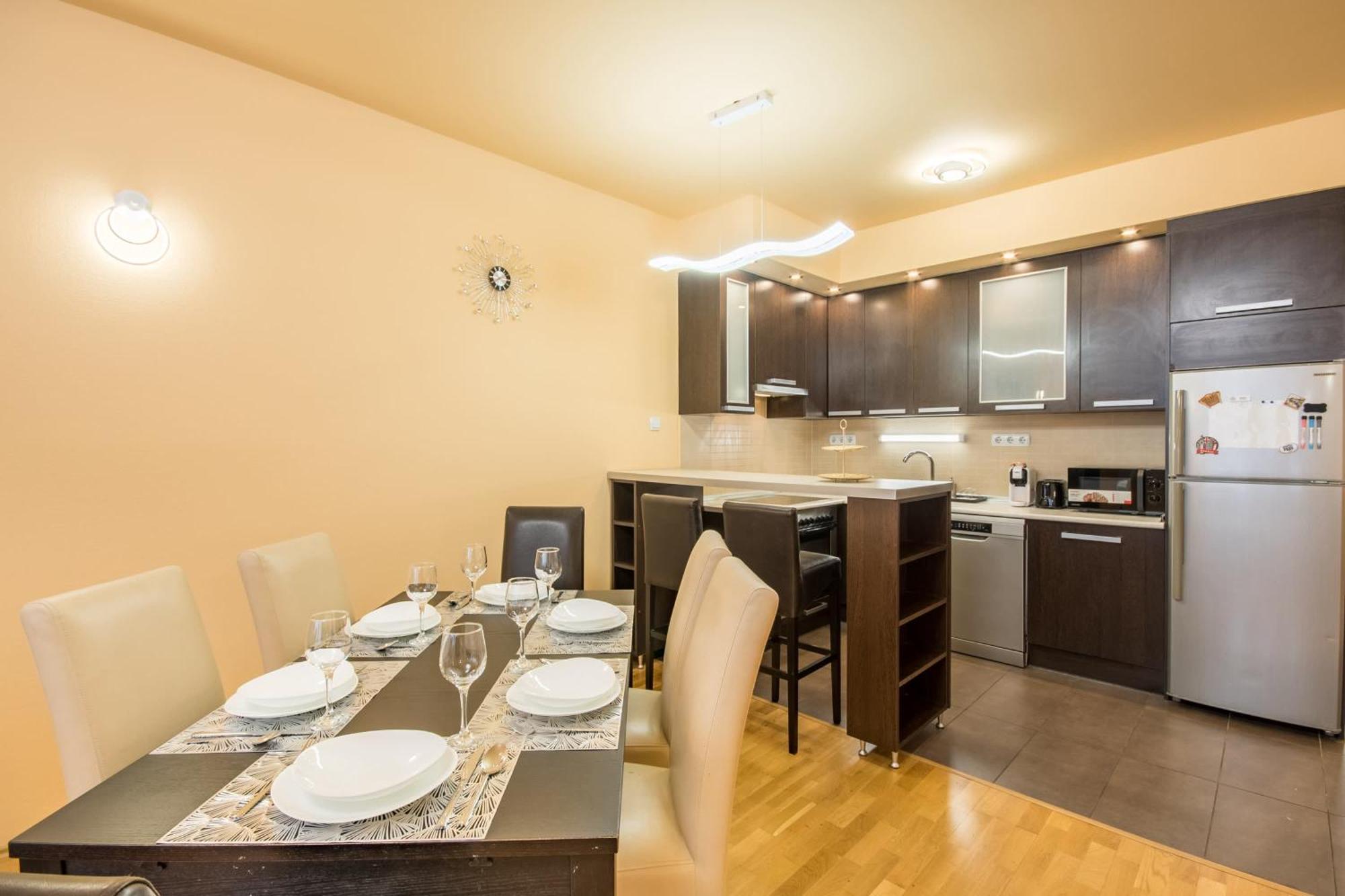 Very Central - Large - Balcony - Comfy Apartment Budapest Luaran gambar