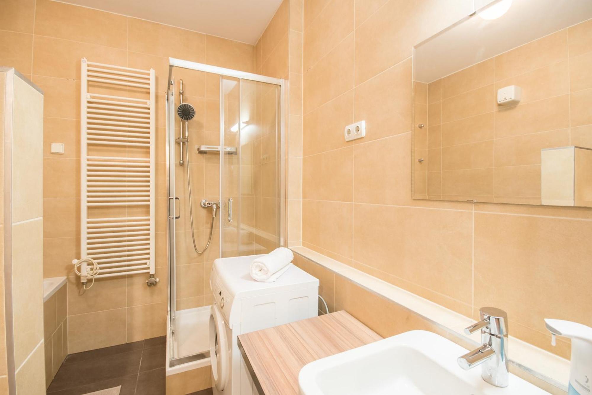 Very Central - Large - Balcony - Comfy Apartment Budapest Luaran gambar