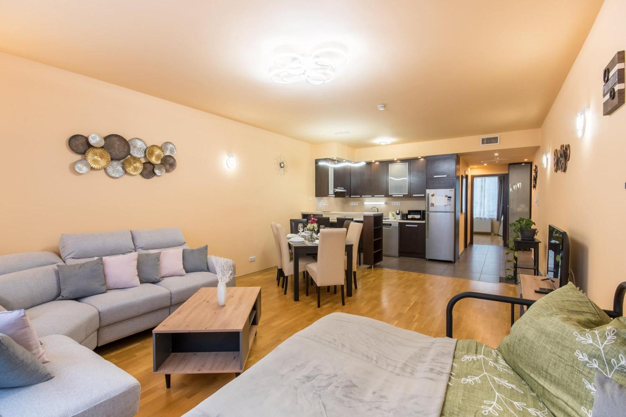 Very Central - Large - Balcony - Comfy Apartment Budapest Luaran gambar