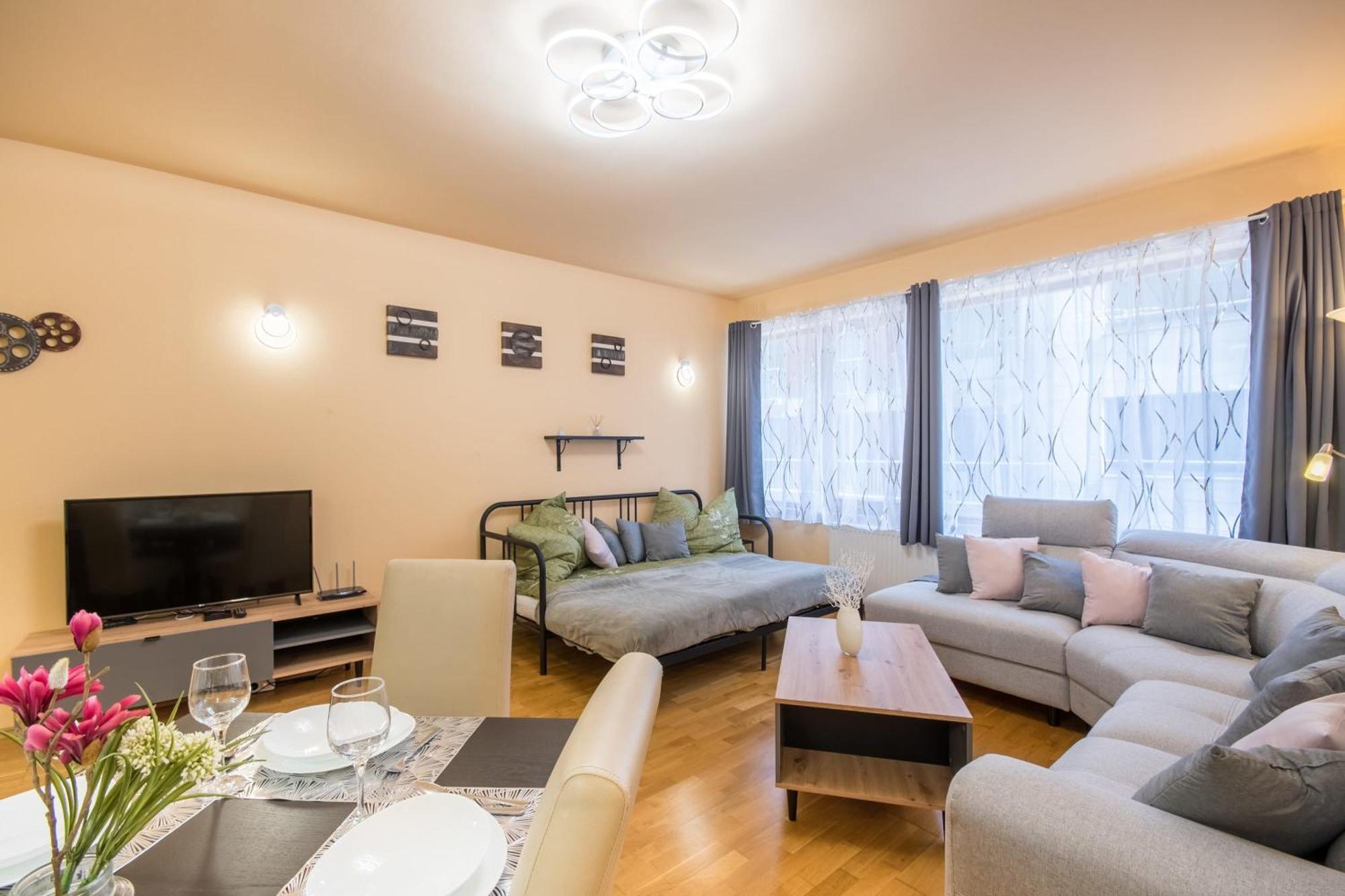 Very Central - Large - Balcony - Comfy Apartment Budapest Luaran gambar